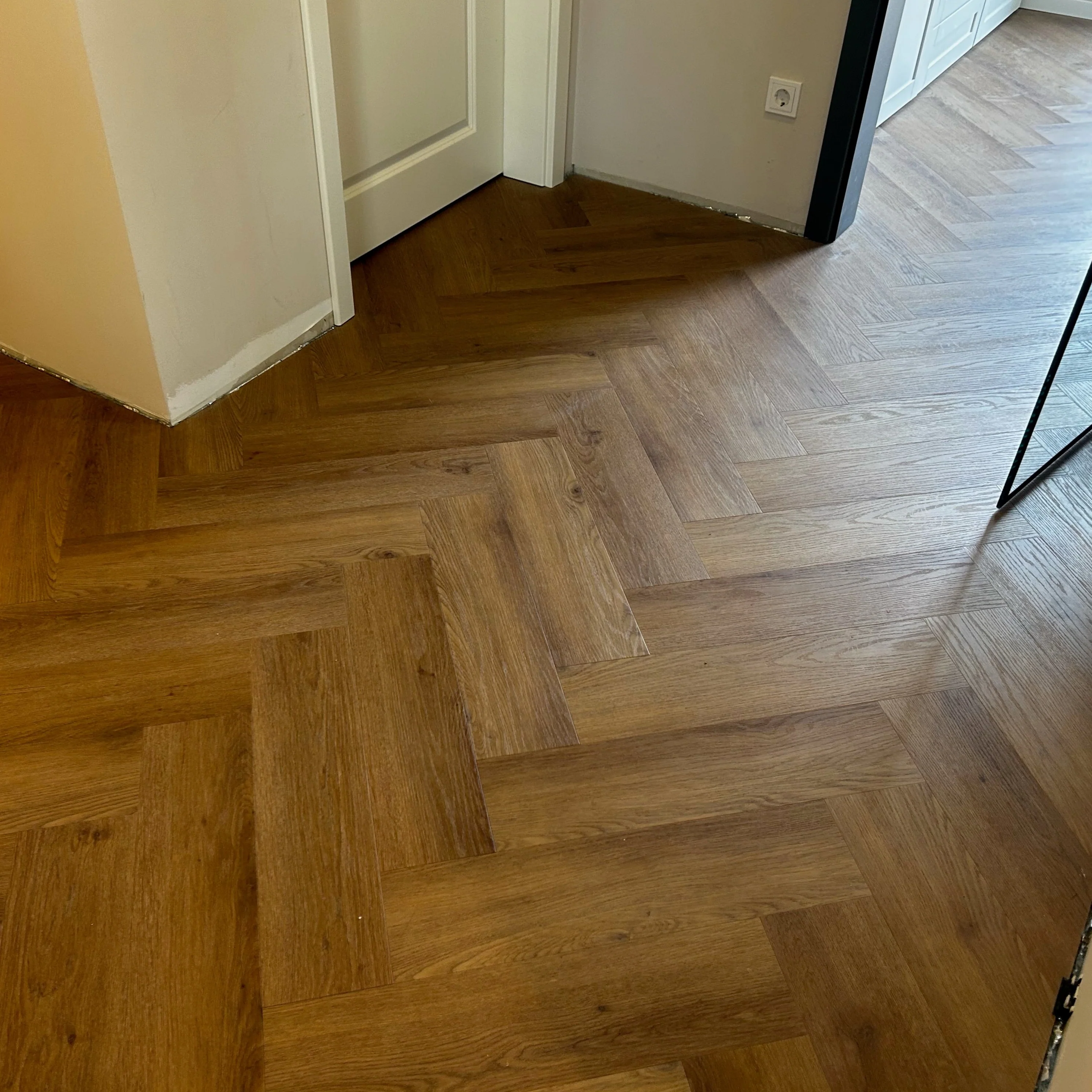 »Eiche Begonia« Fischgrät Klebevinyl - Image 9